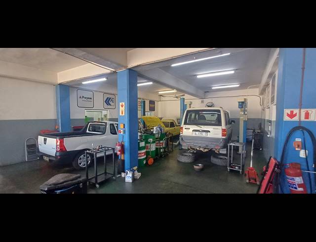 900M² WAREHOUSE TO LET IN NELSPRUIT CENTRAL